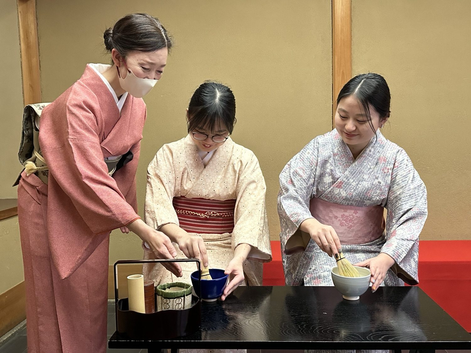 小倉城庭園 – 予約不要で楽しめる本格的な茶道体験