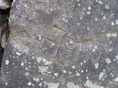 石垣に残る「卍」の刻印